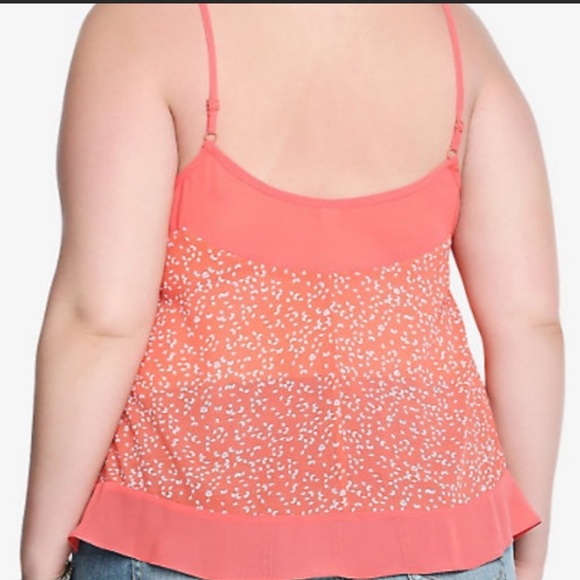 ✨torrid coral diamond print chiffon tank top✨ - Picture 3 of 7